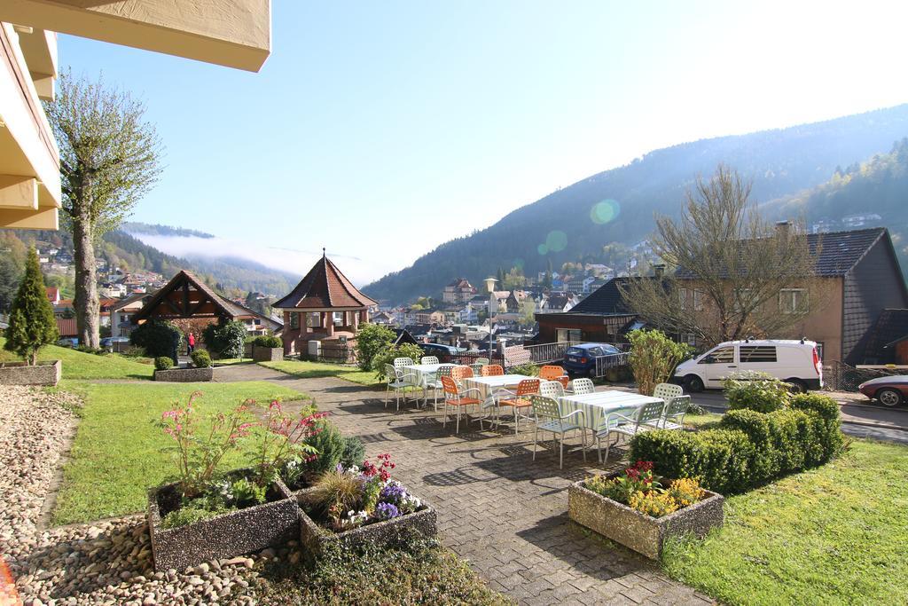 Hotel Bergfrieden Bad Wildbad Exteriér fotografie